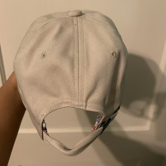 Gap Floral Cream/Grey-ish Cap - Picture 6 of 13